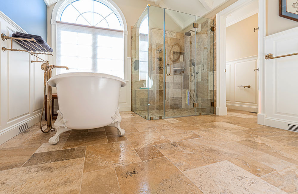 Custom Home Interior by Gavin Construction: Primary Bath